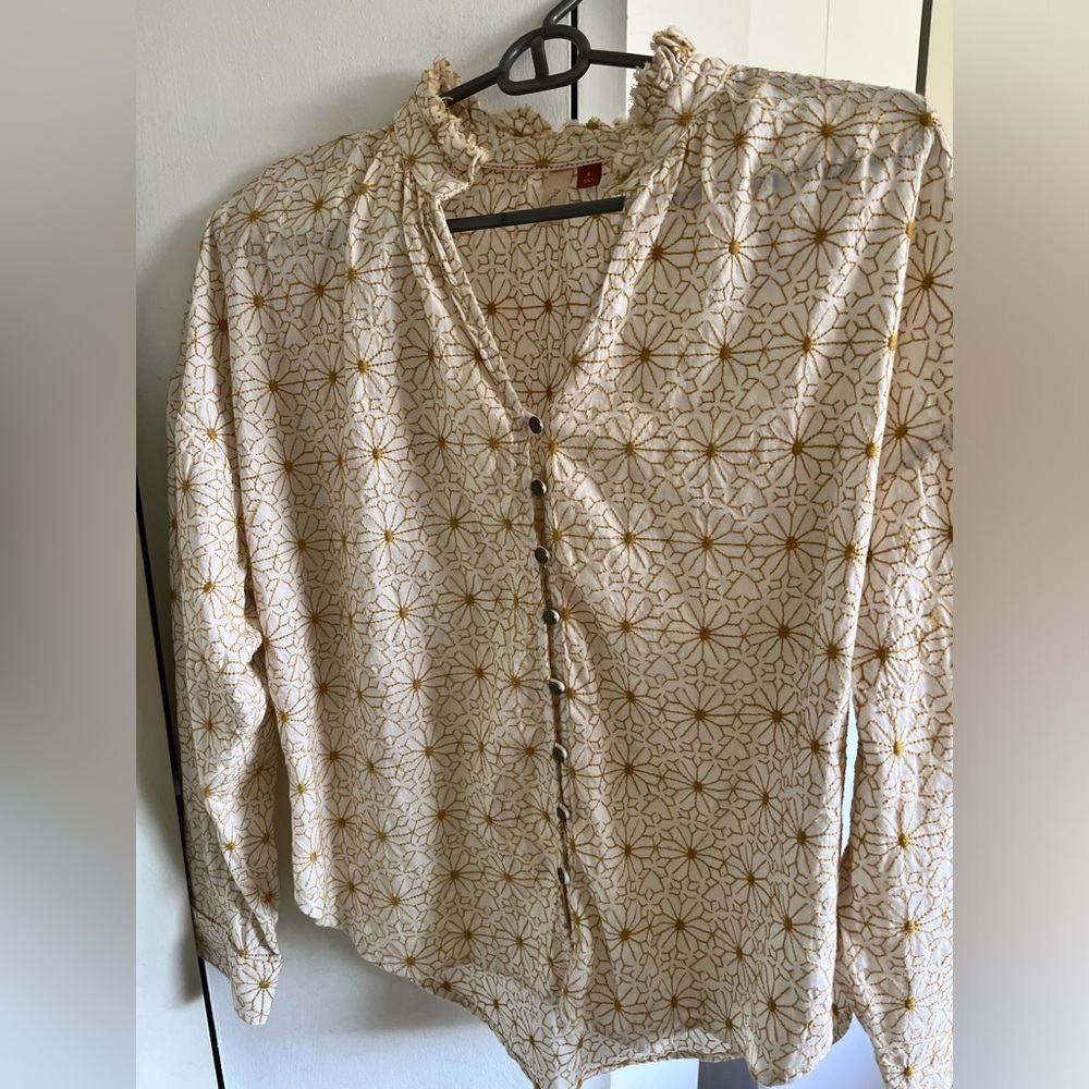 Anthropologie Pilcro White Embroidered Daisy 70’s Style Blouse Small